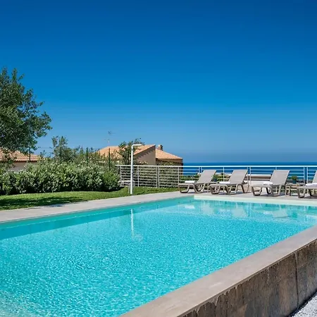 Maria Con Piscina E Vista Mare فيلة *