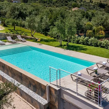 فيلة Maria Con Piscina E Vista Mare *