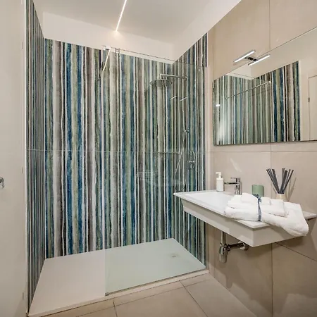 فيلة Maria Con Piscina E Vista Mare كاستيلاّماري ديل غو
