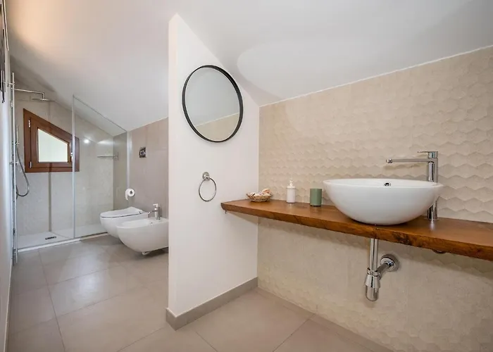 Maria Con Piscina E Vista Mare カステッランマーレ・デル・ゴルフォ